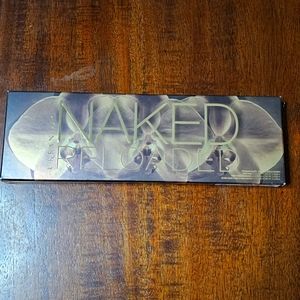 Urban decay  reloaded eyeshadow palette